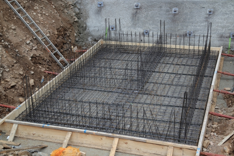 reinforced concrete as types of building foundations